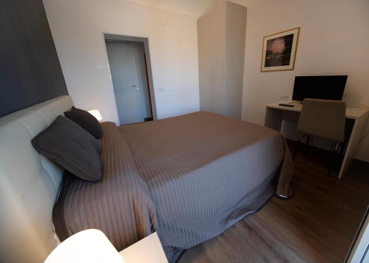 Zurria Rooms CTA Exterior foto